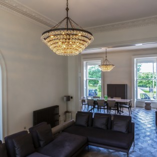 Clarence Round Chandelier 6 rings Bronze