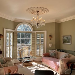 Balmoral Crystal Chandelier Medium in Antique Brass