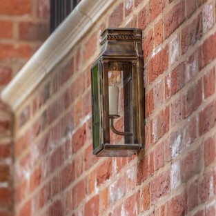 GEORGIAN OUTDOOR SLIM WALL LANTERN CLEMENTINE