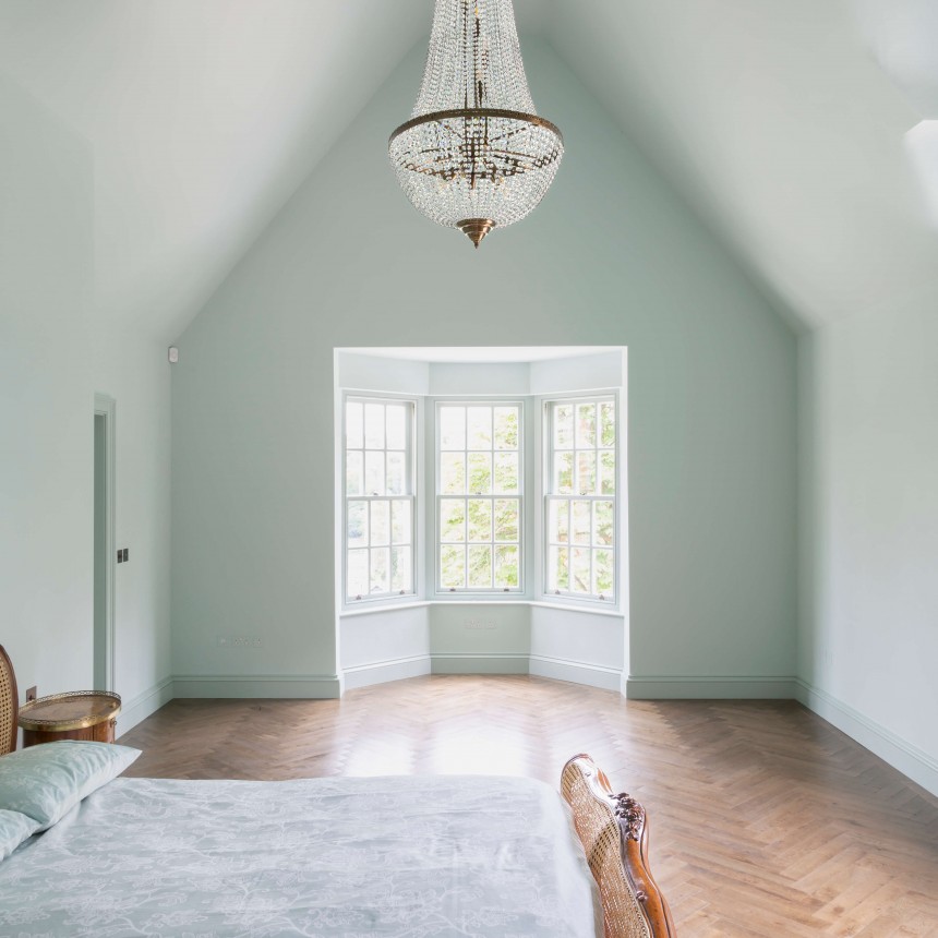 Regency Crystal Chandelier width 70cm Antique Brass