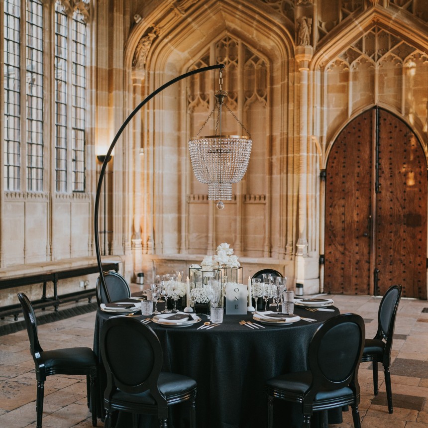 Chandelier rental Aurelin