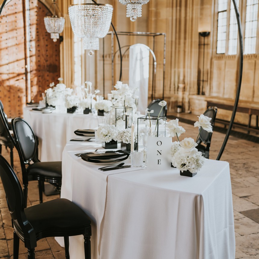 Chandelier rental Aurelin