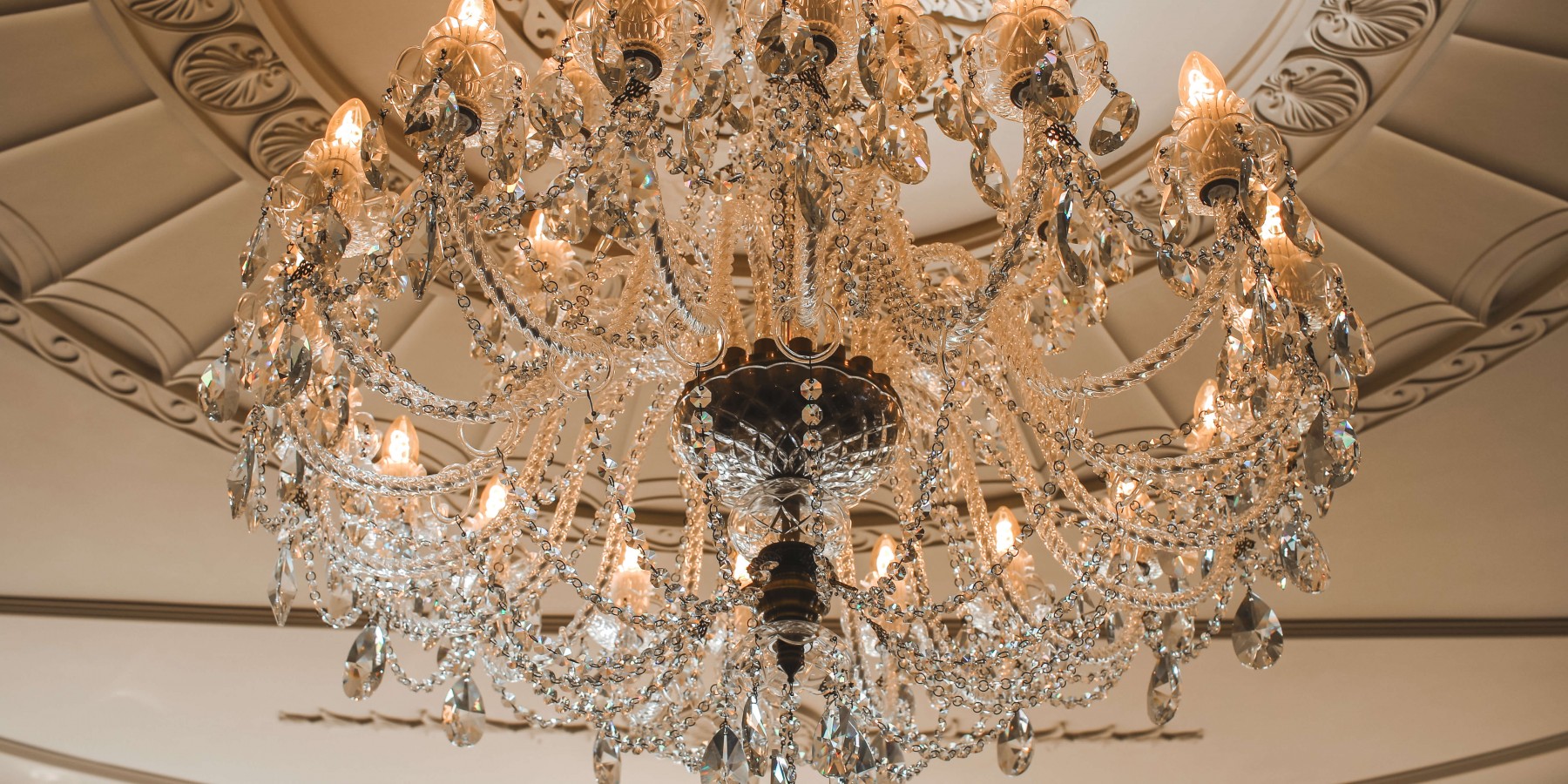 Large Crystal Chandelier Balmoral in Antique Brass