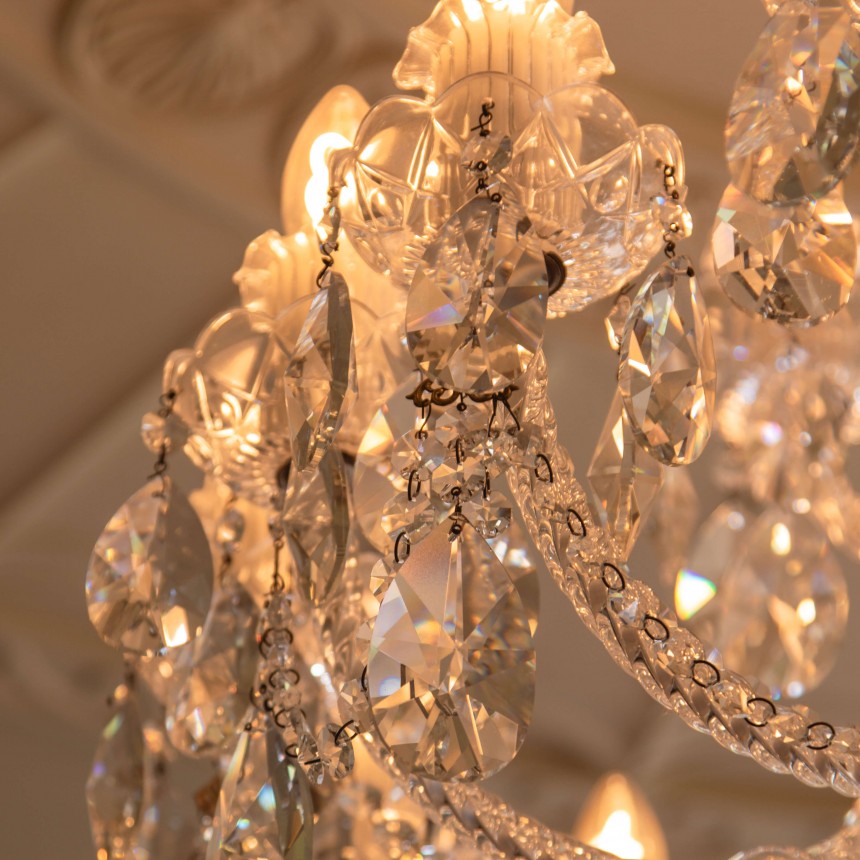 Large Crystal Chandelier Balmoral in Antique Brass