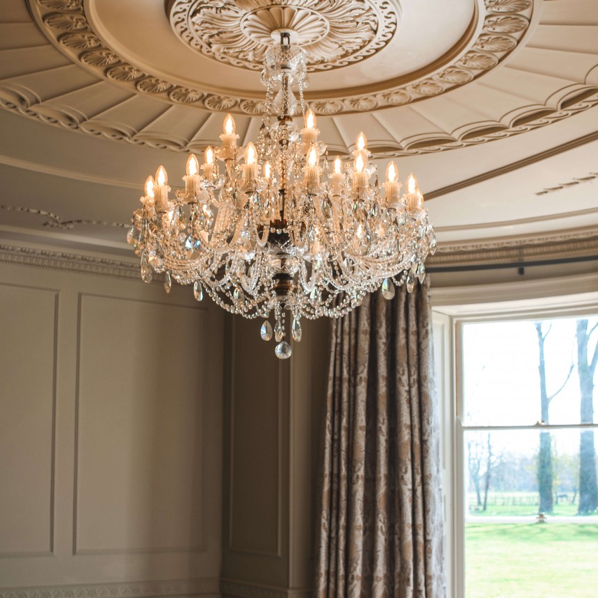 Large Crystal Chandelier Balmoral in Antique Brass