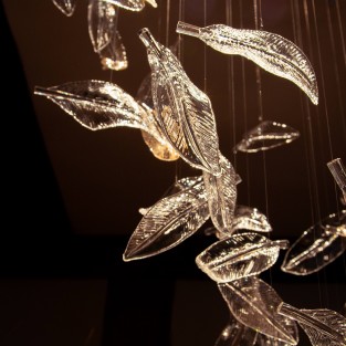 Bespoke Arrangment Feathers in the wind