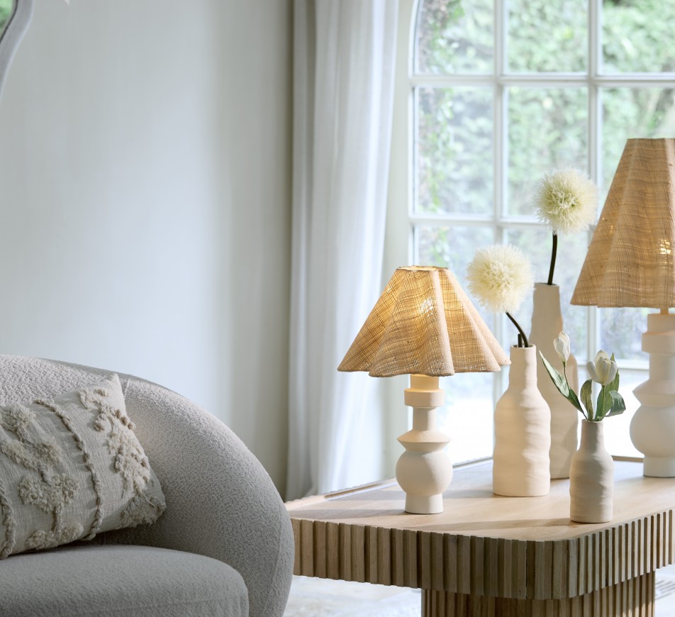 Linen-Scalloped-Shade