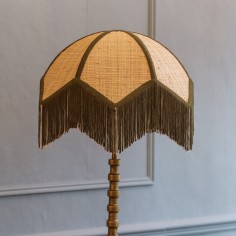 Linen-Scalloped-Shade