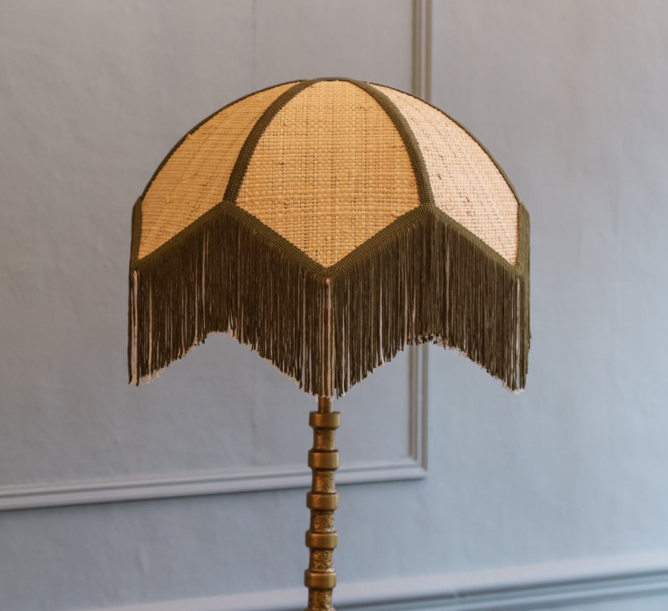 Linen-Scalloped-Shade