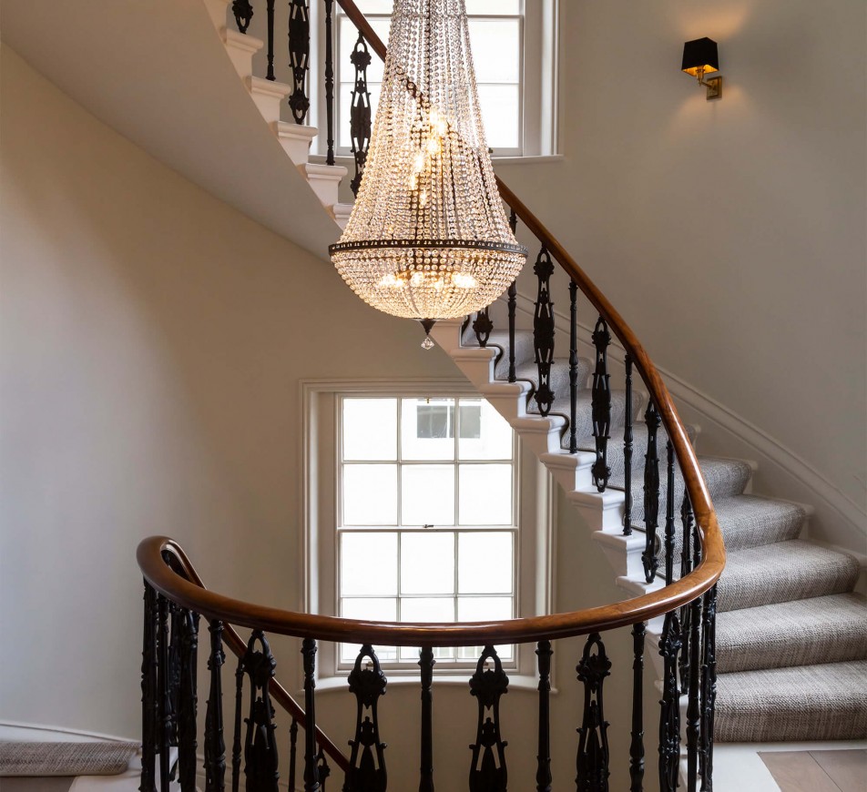 Regency Crystal Chandelier Douro