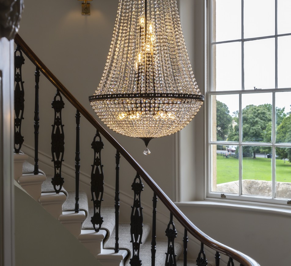 Regency Crystal Chandelier Douro