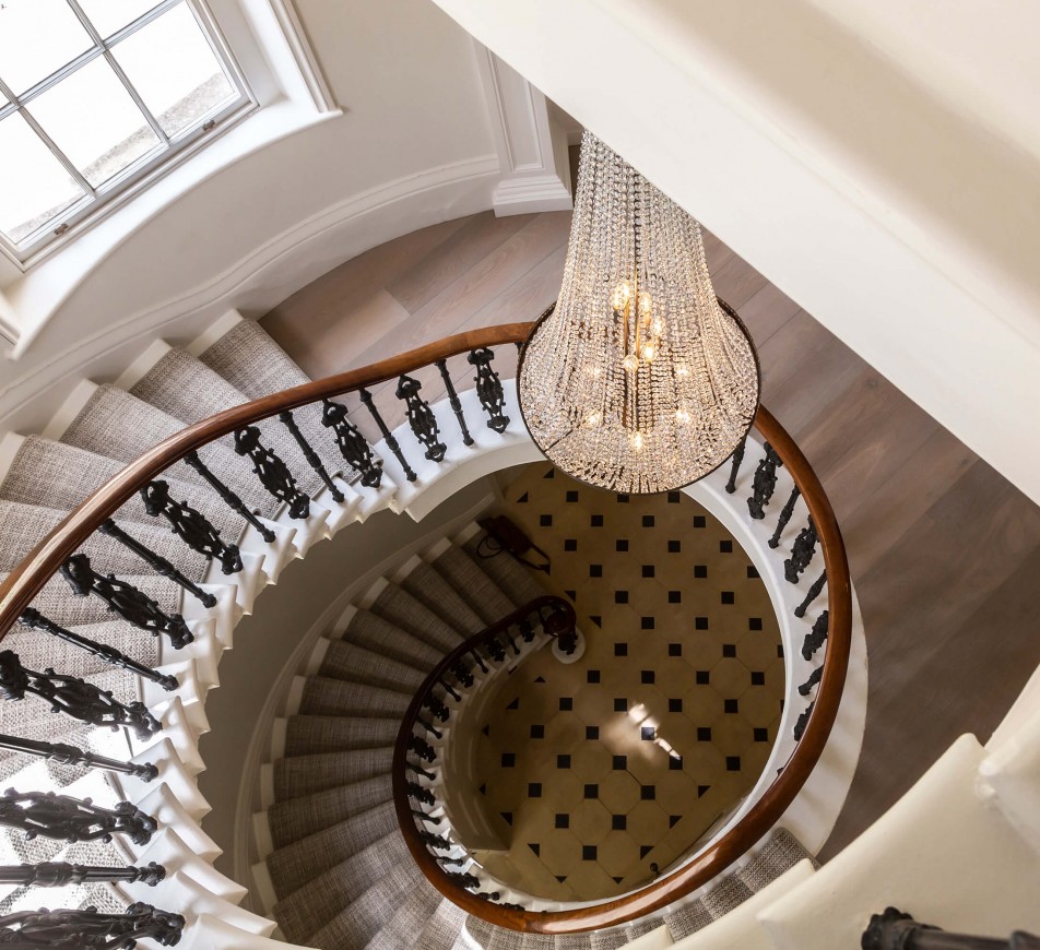 Regency Crystal Chandelier Douro