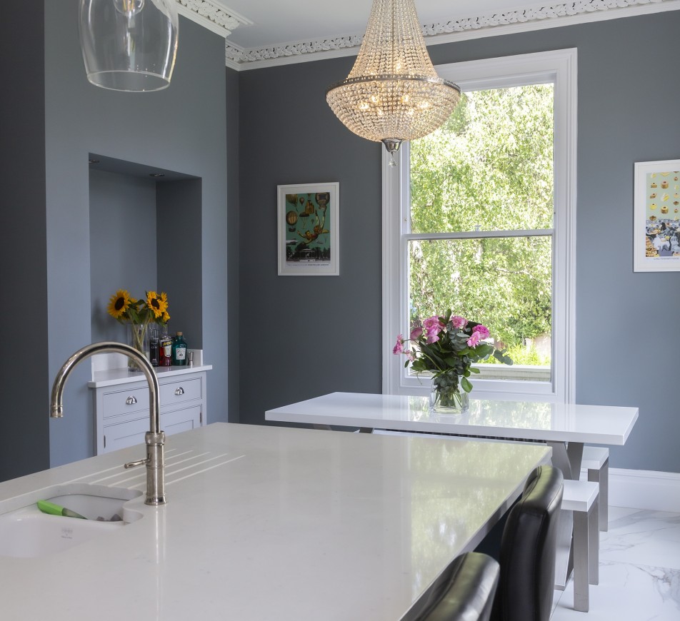 Regency Chandeliers Montpellier Bag Chandelier