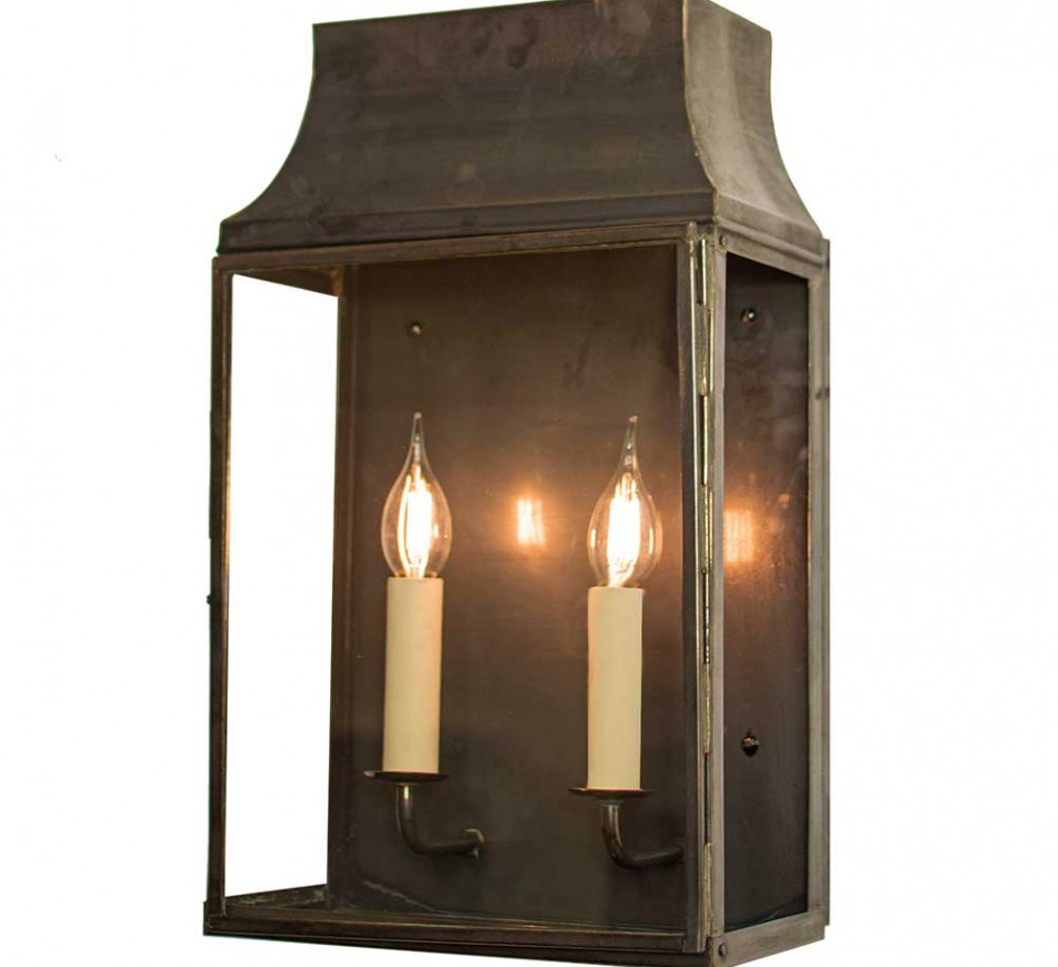 Montpellier Passage Lantern Medium 2bulb